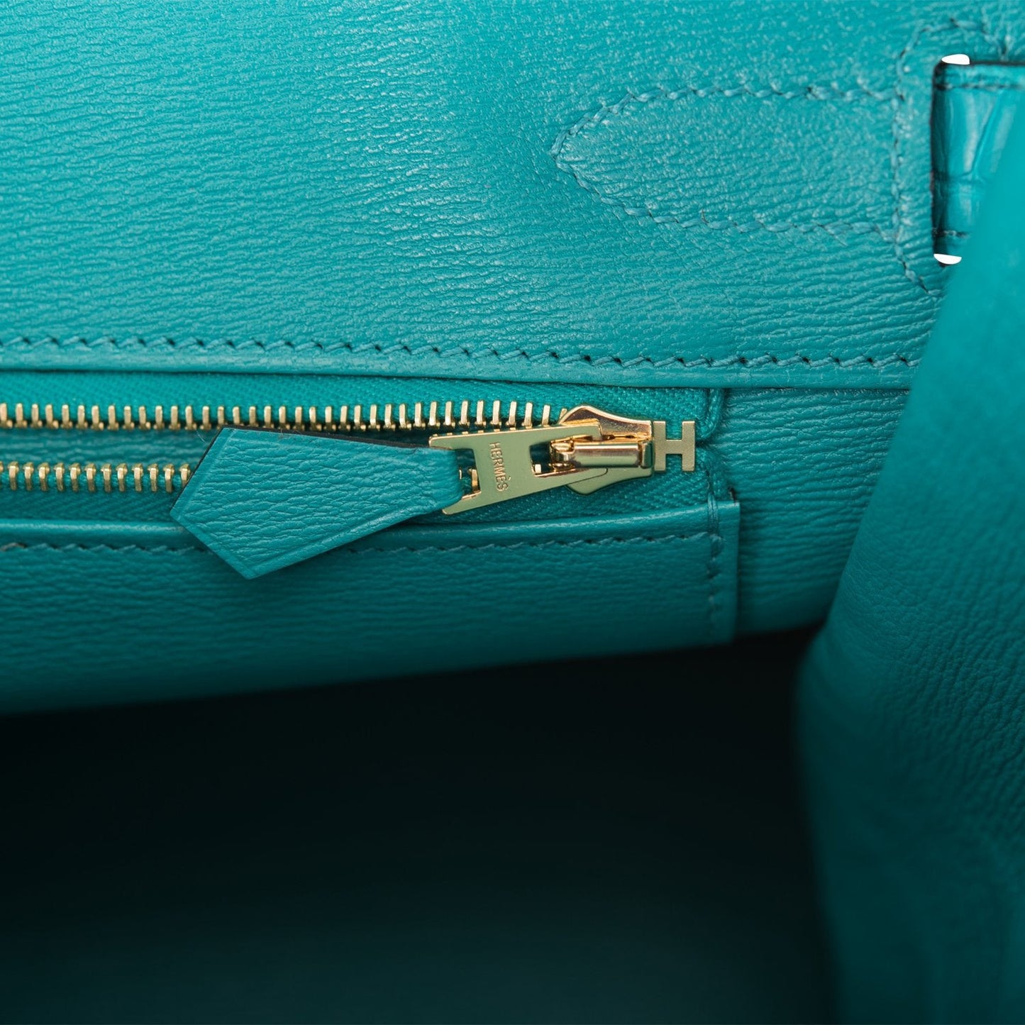 Hermes Bleu Paon Matte Alligator Birkin 30cm Gold Hardware