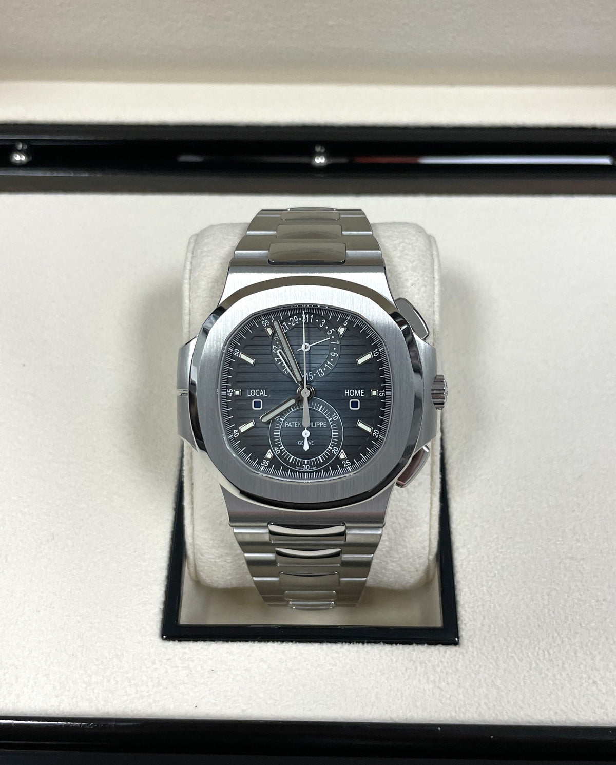 2022 Patek Philippe Aquanaut Travel Time