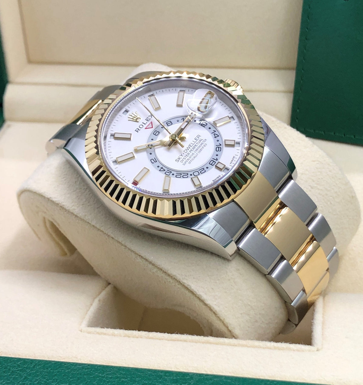 2022 Rolex Sky-Dweller 326933