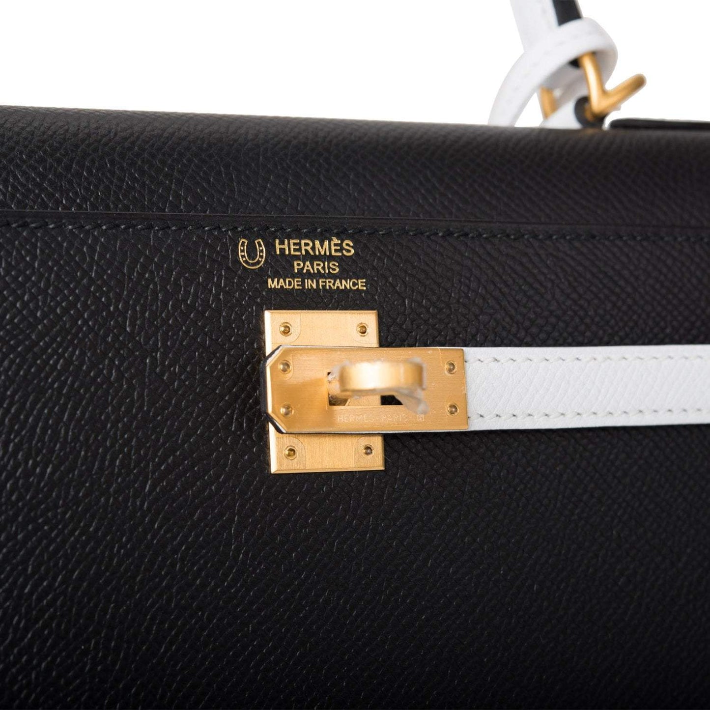Hermes Kelly 28cm Bi-Color Black and Craie Epsom Sellier Brushed Gold Hardware