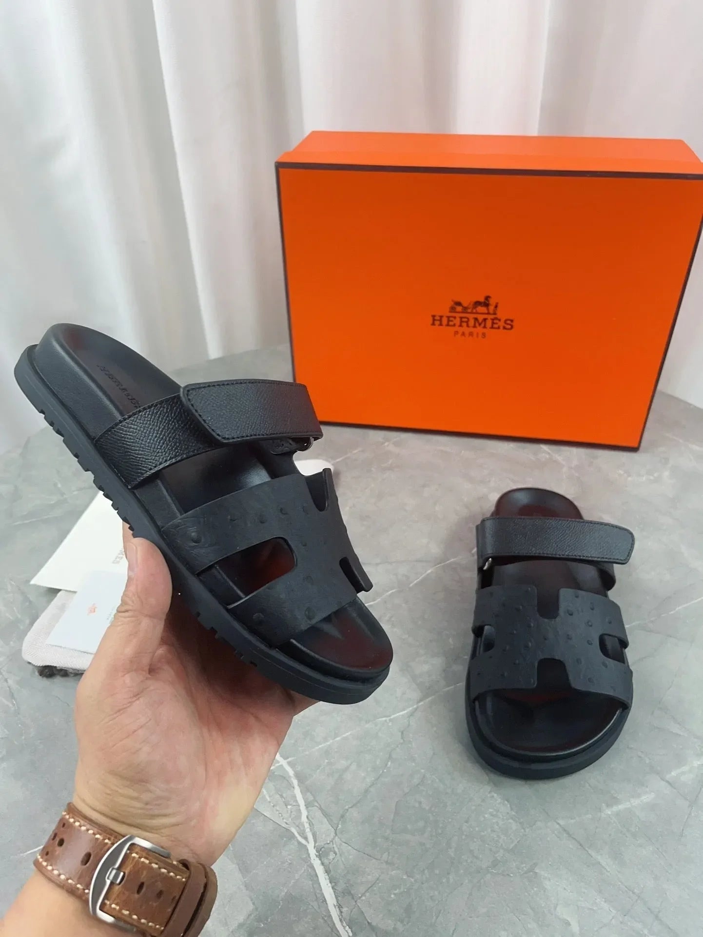 chypre sandal all black calfskin